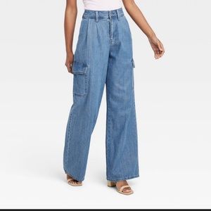 Wide legged denim cargo pants